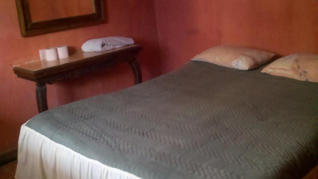 Hotel Casa De Huespedes Hidalgo Tehuacan Bilik gambar