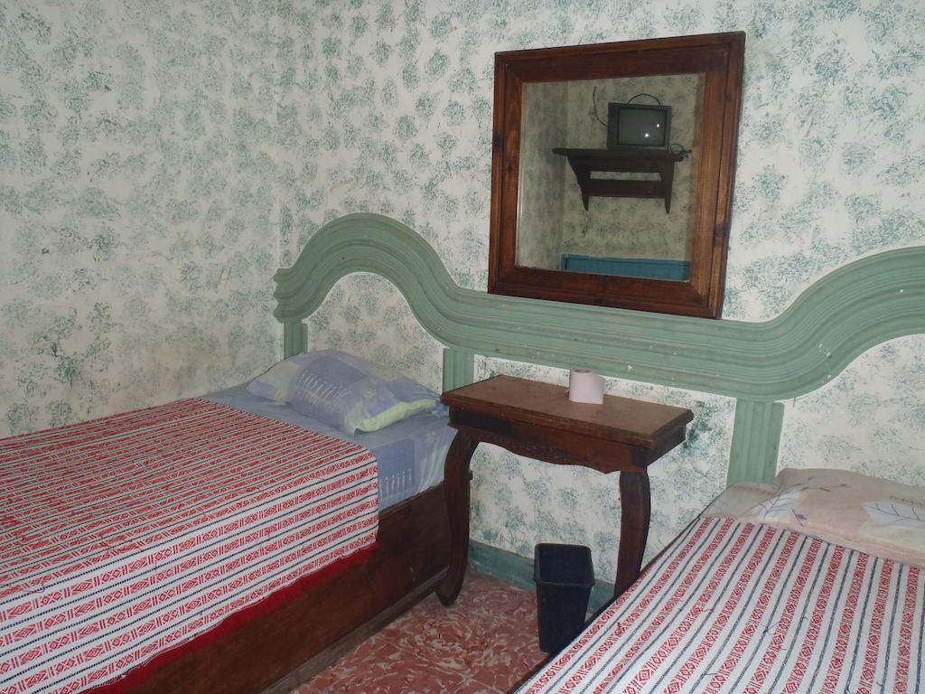 Hotel Casa De Huespedes Hidalgo Tehuacan Bilik gambar