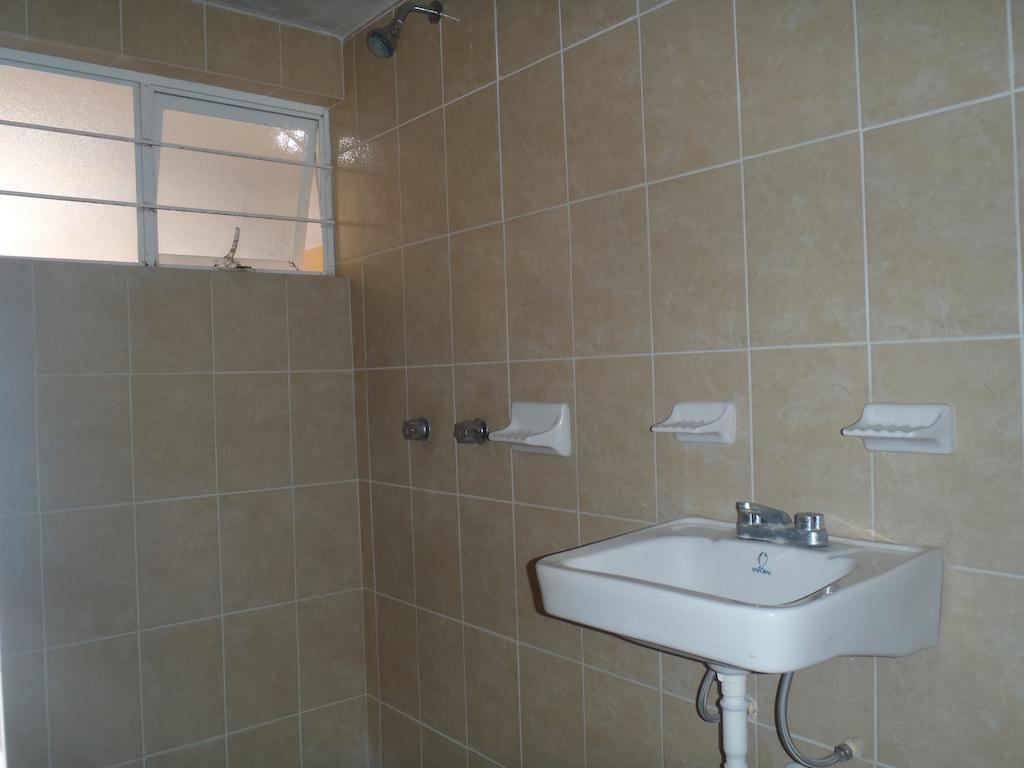 Hotel Casa De Huespedes Hidalgo Tehuacan Bilik gambar